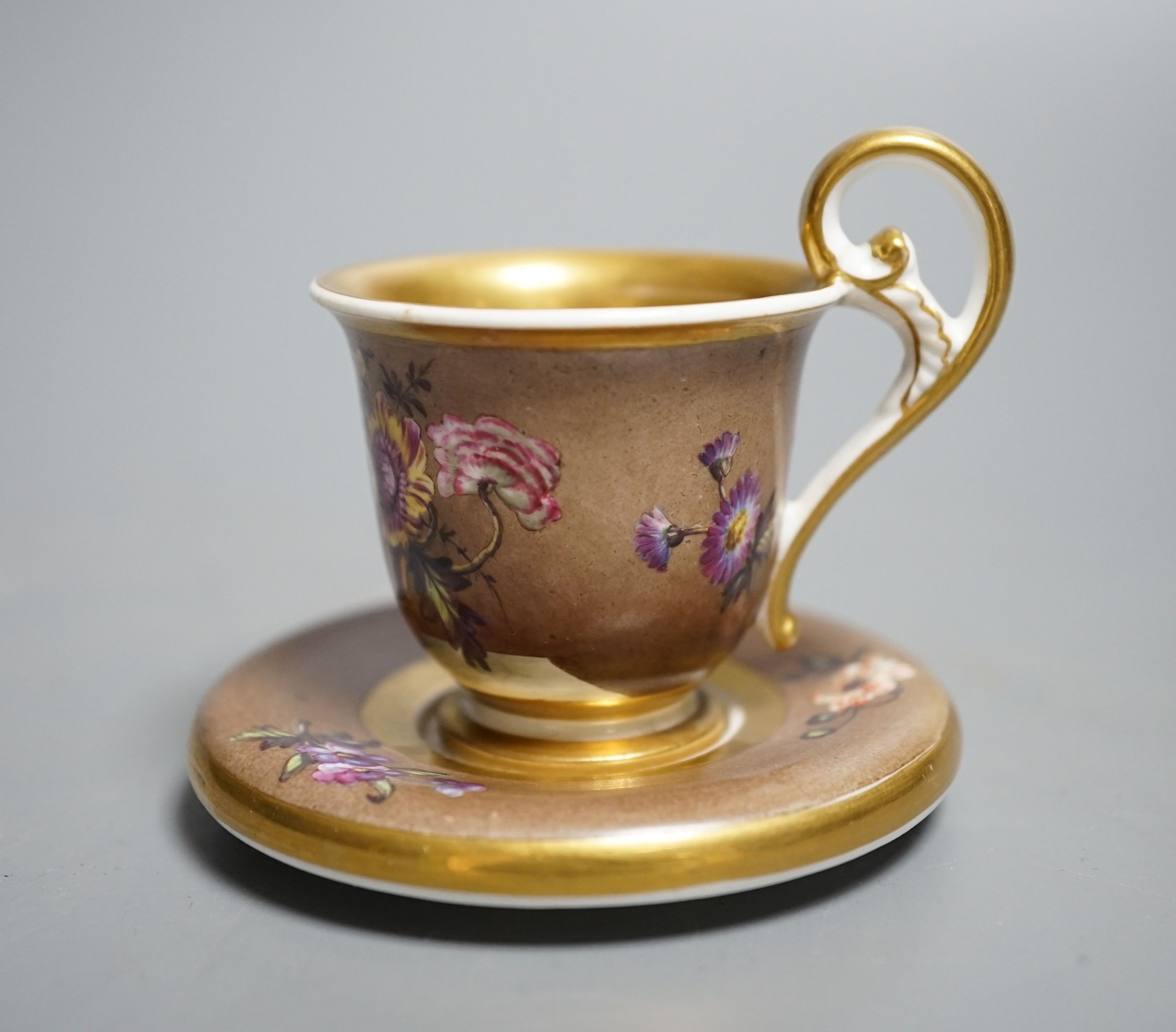 A Spode miniature teacup and saucer, c.1820. Provenance - Mona Sattin collection of miniature cups and saucers, collection no. 119.